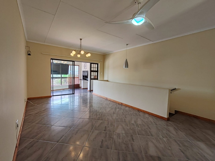 3 Bedroom Property for Sale in Seemeeu Park Western Cape